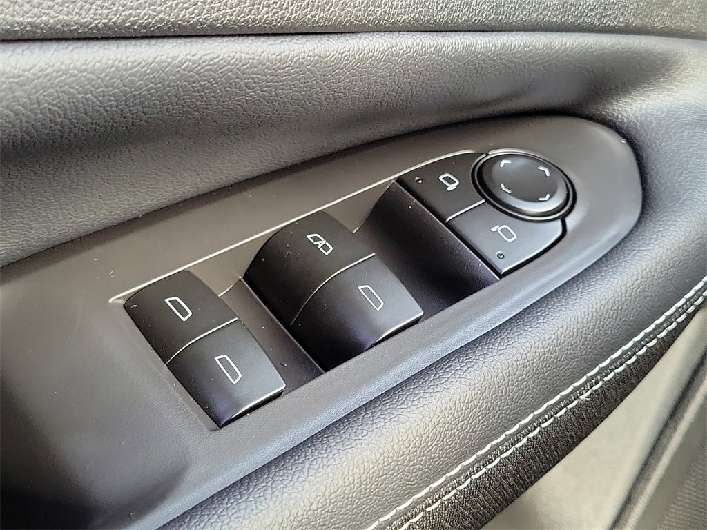 Used 2026 Chevrolet Blazer EV LT image 13