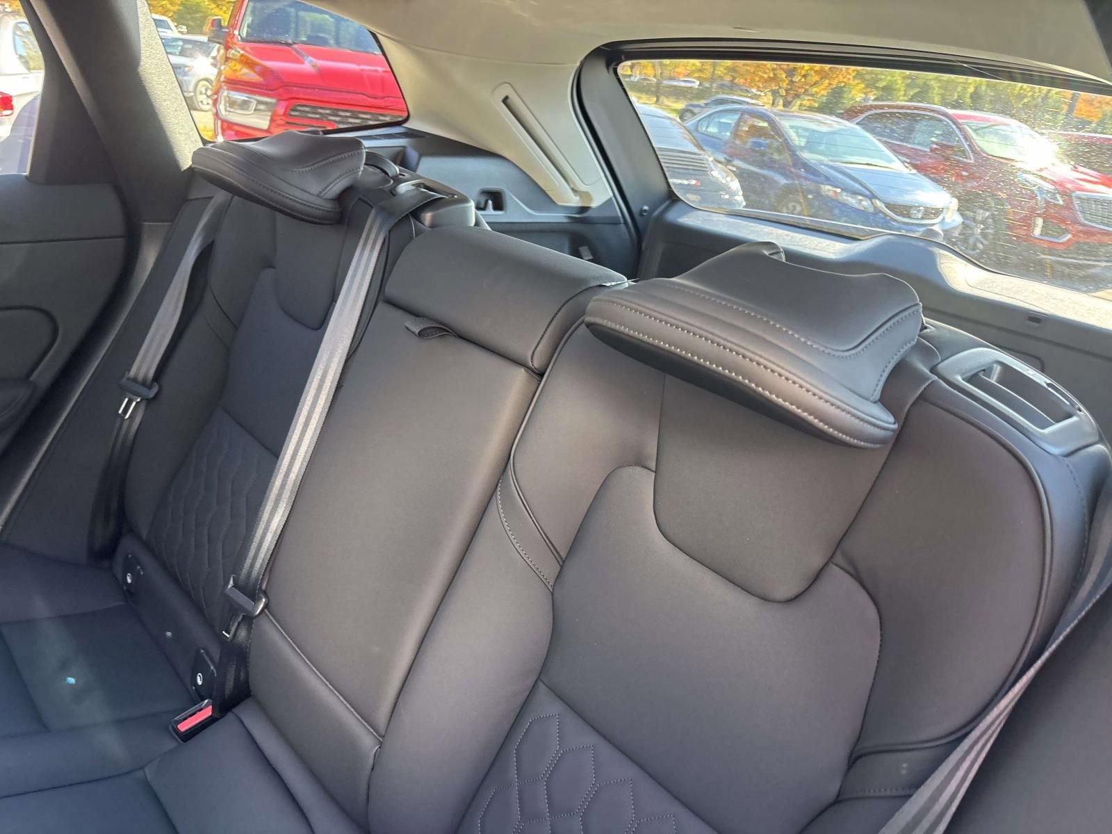 New 2026 Volvo XC60 B5 Plus w/ Protection Package Premier image 25