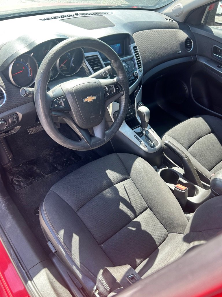 Used 2016 Chevrolet Cruze LT image 7