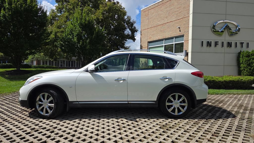 Used 2017 INFINITI QX50 AWD w/ Premium Package image 9