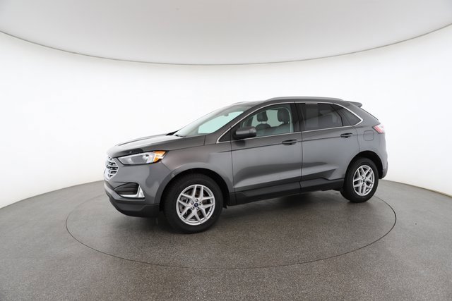 Used 2022 Ford Edge SEL w/ Convenience Package image 4