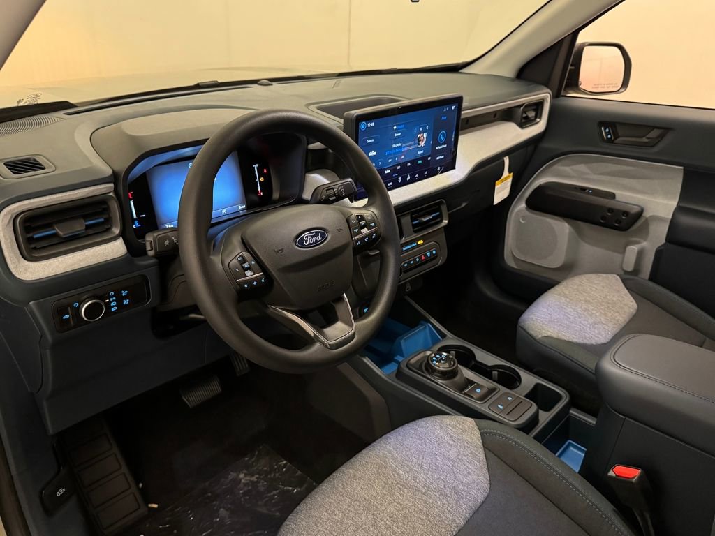 New 2025 Ford Maverick XLT w/ Equipment Group 302A image 32