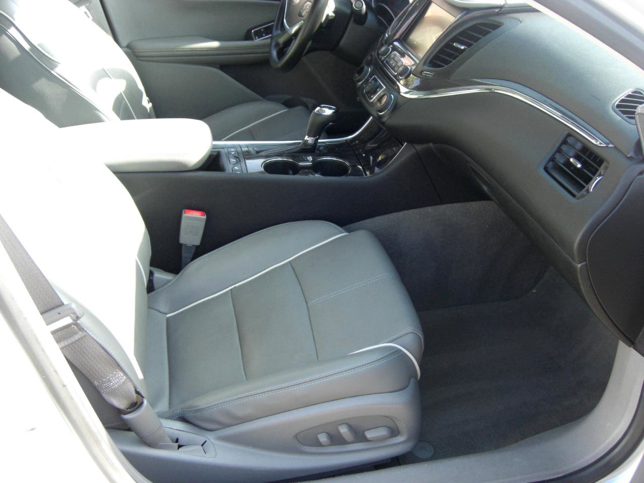 Used 2014 Chevrolet Impala LTZ image 19
