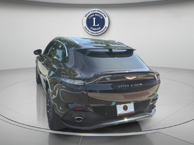 Used 2021 Aston Martin DBX AWD/4WD image 11