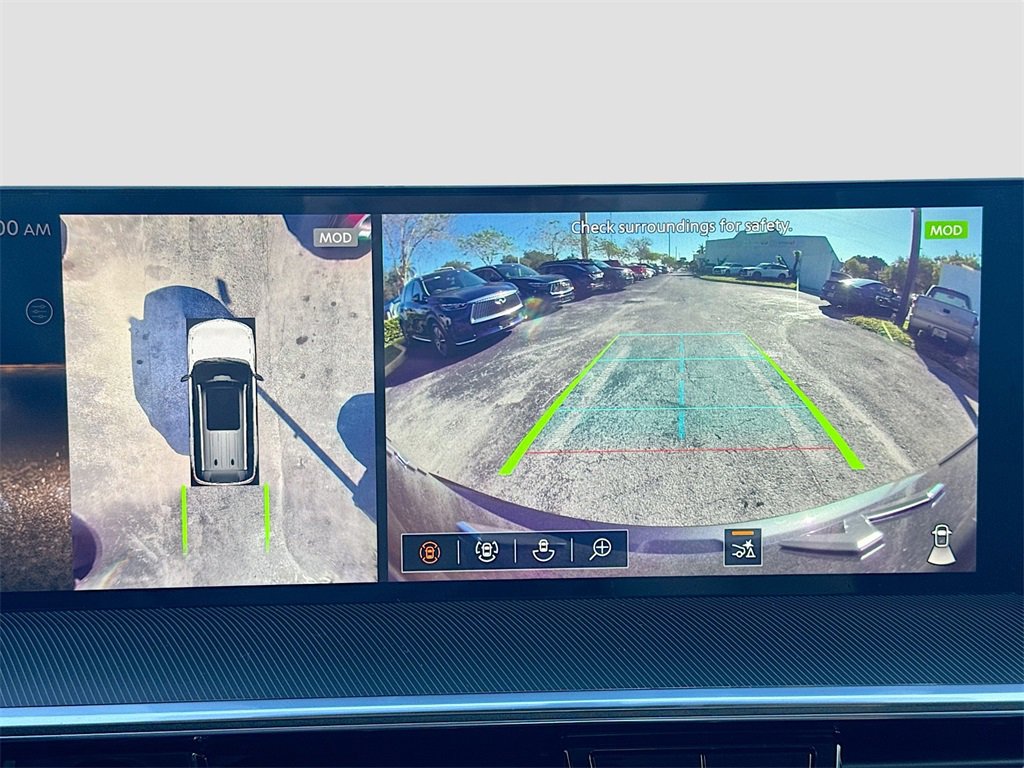 New 2026 INFINITI QX80 Luxe image 14