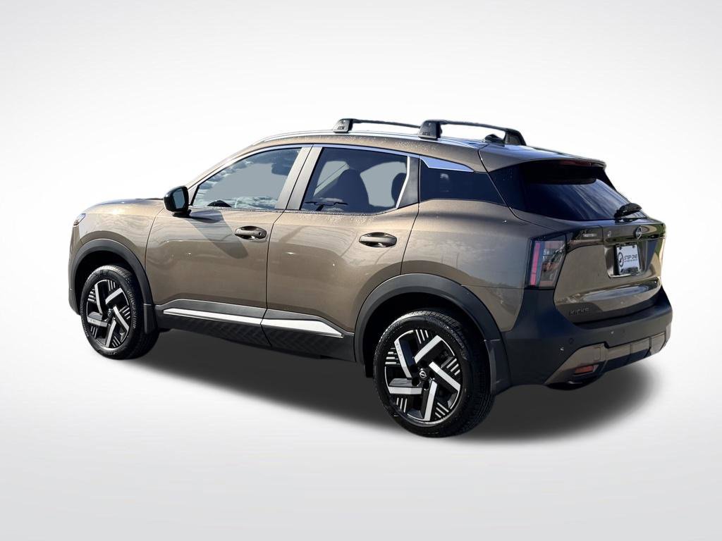 Used 2026 Nissan Kicks SV w/ Cold Weather Package FWD image 5