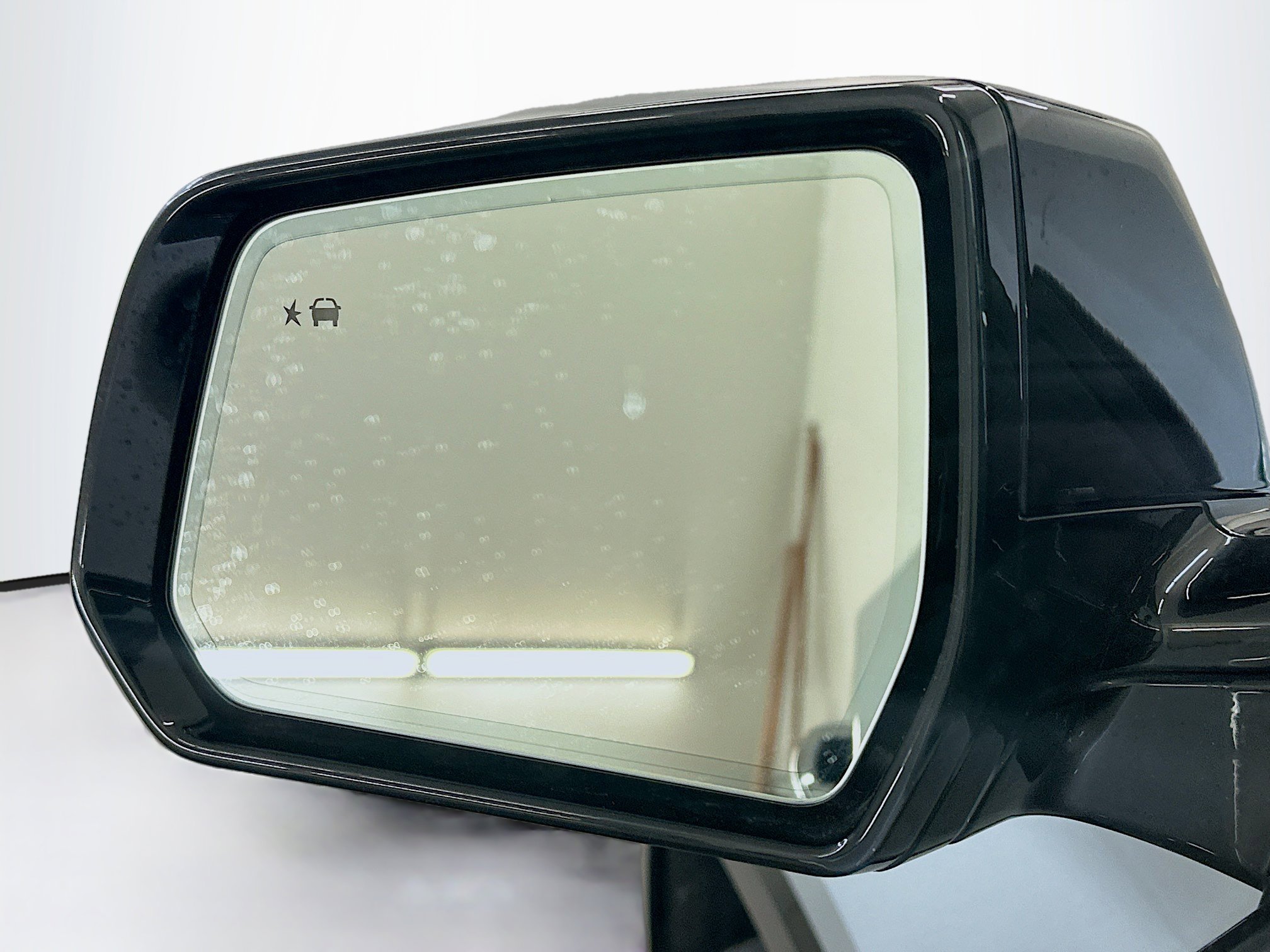 Used 2020 Chevrolet Traverse Premier w/ Redline Edition image 16