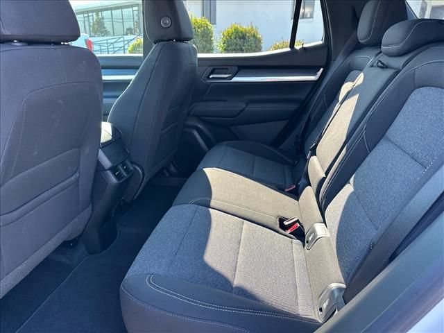 New 2026 GMC Terrain Elevation FWD image 21