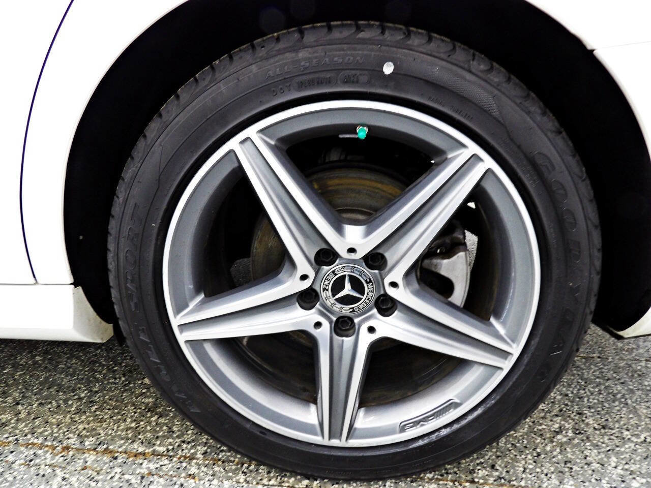 Used 2019 Mercedes-Benz E 300 4MATIC image 20