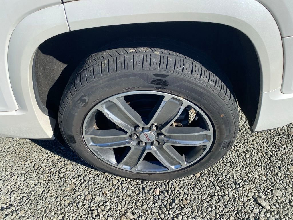 Used 2017 GMC Acadia Denali w/ Technology Package image 27