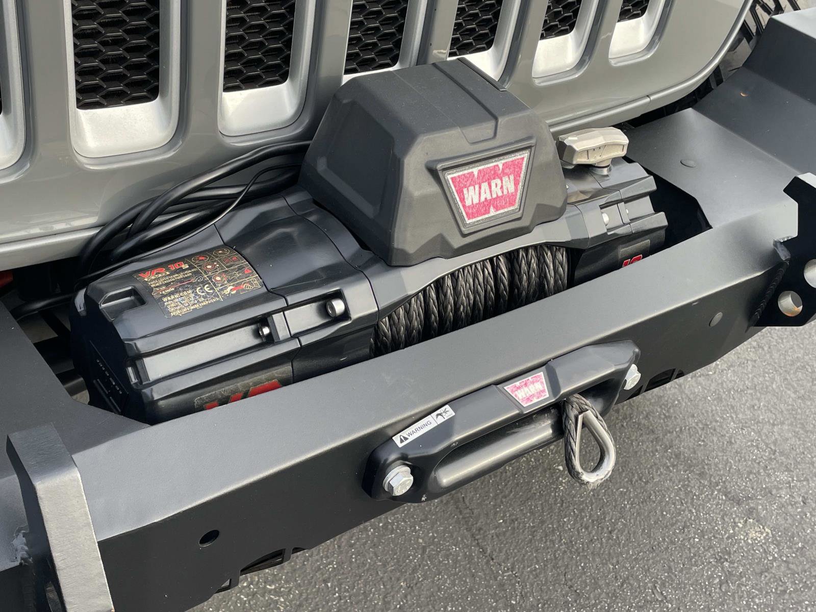 Used 2022 Jeep Wrangler Unlimited Sahara w/ Cold Weather Group image 27