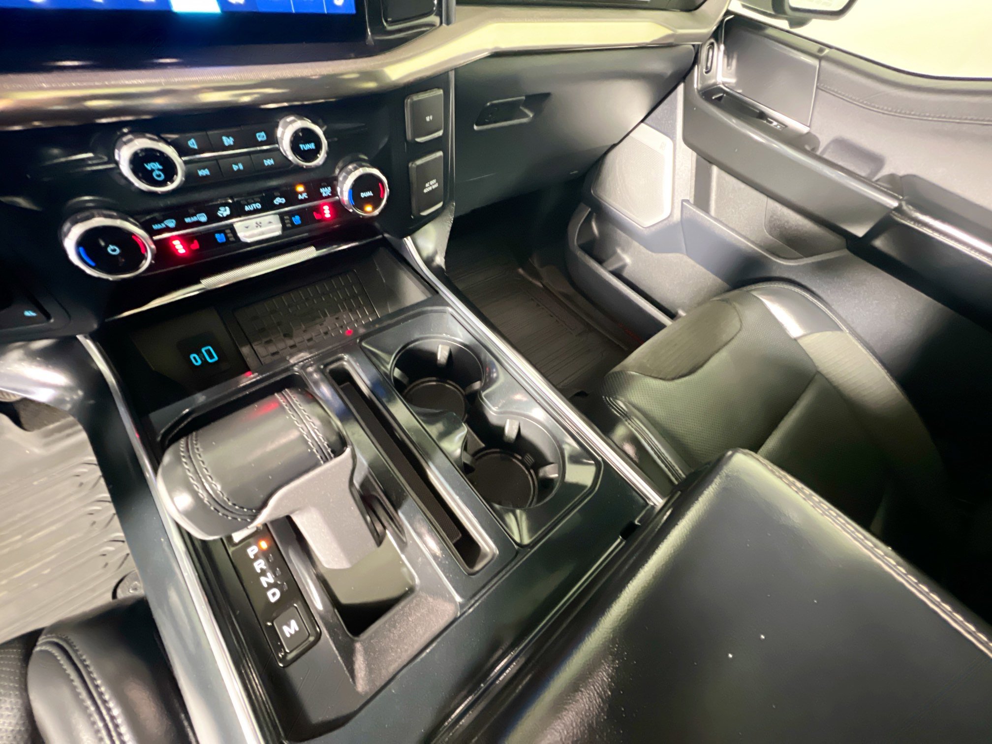 Used 2023 Ford F150 Raptor image 26