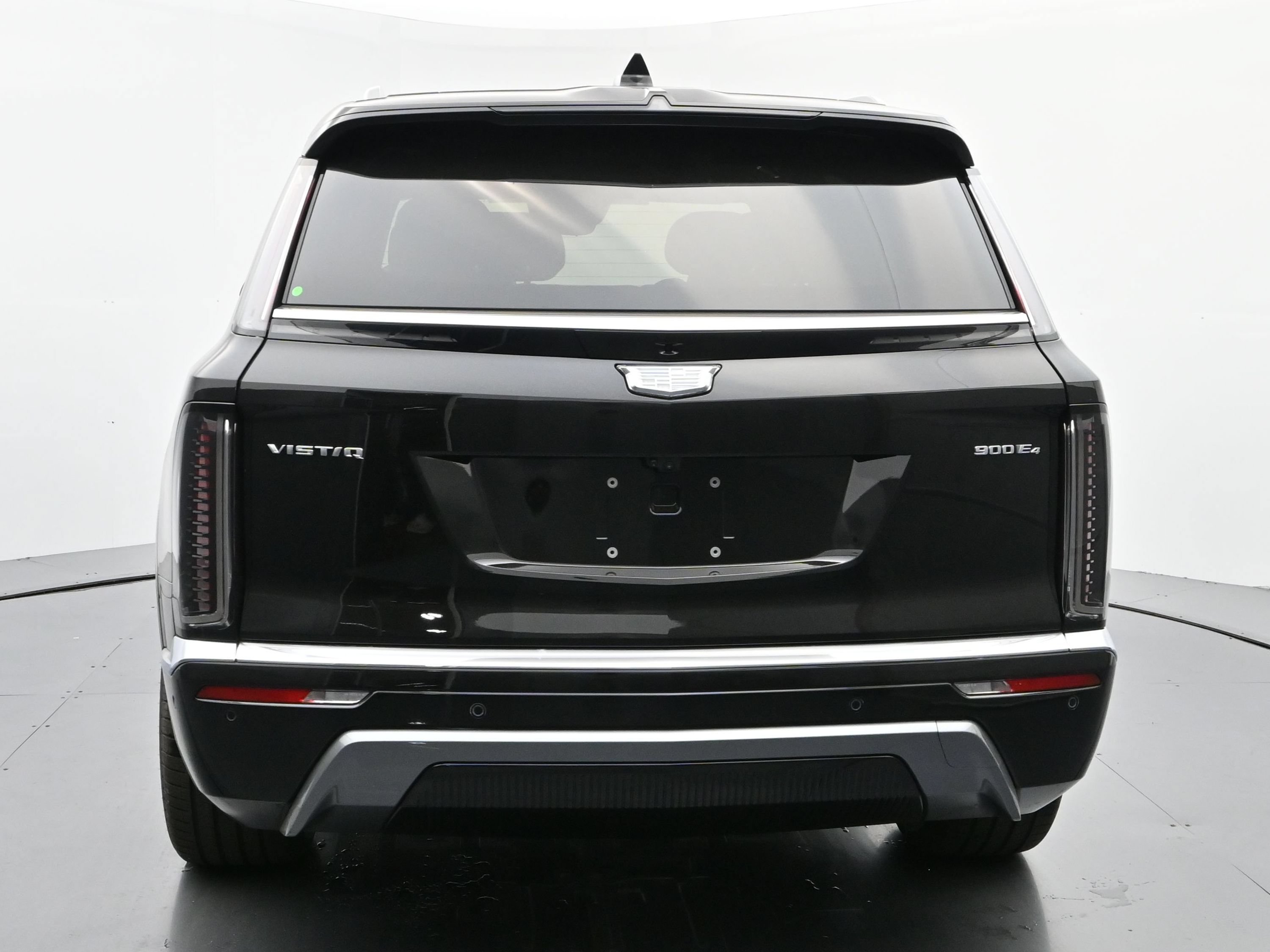 New 2026 Cadillac Vistiq Premium Luxury w/ LPO, Floor Liner Package AWD/4WD image 4