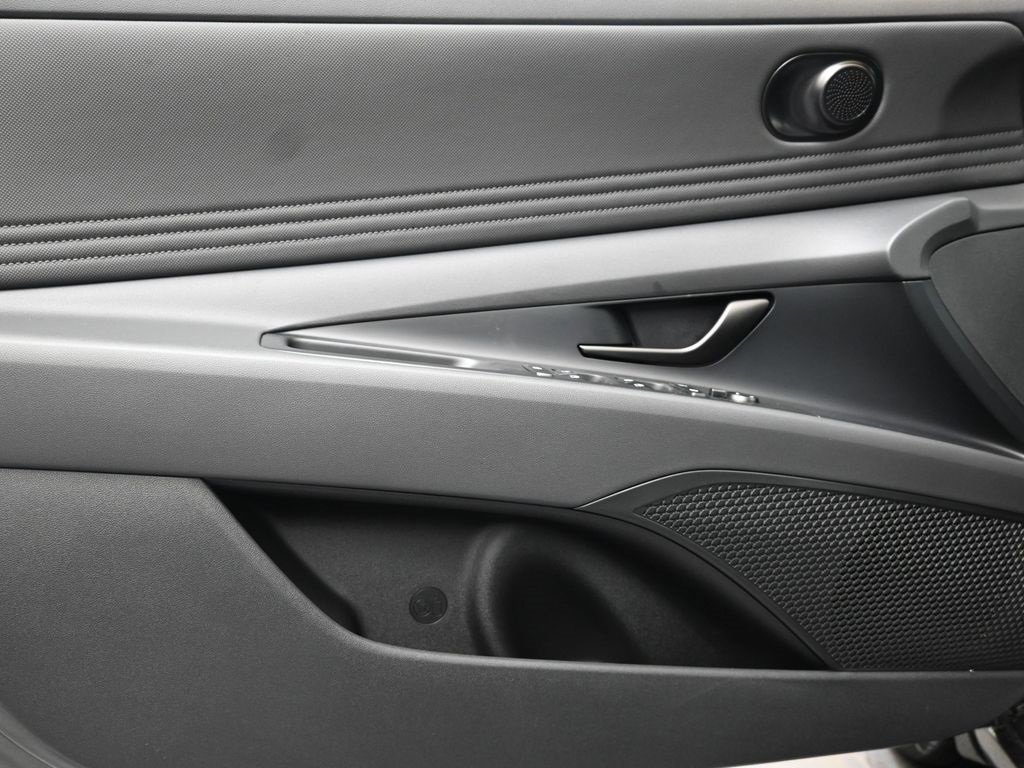 New 2026 Hyundai Elantra Sport image 23