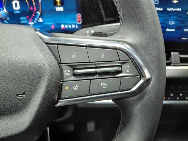 Used 2026 Chevrolet Equinox LT AWD/4WD image 30
