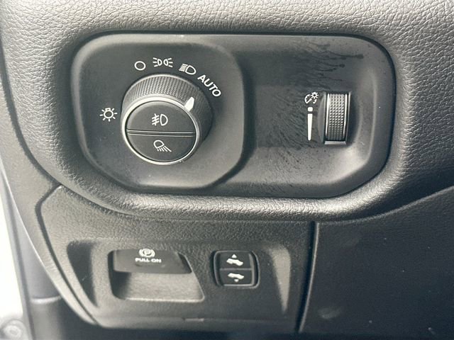 Used 2023 RAM 1500 Big Horn AWD/4WD image 25