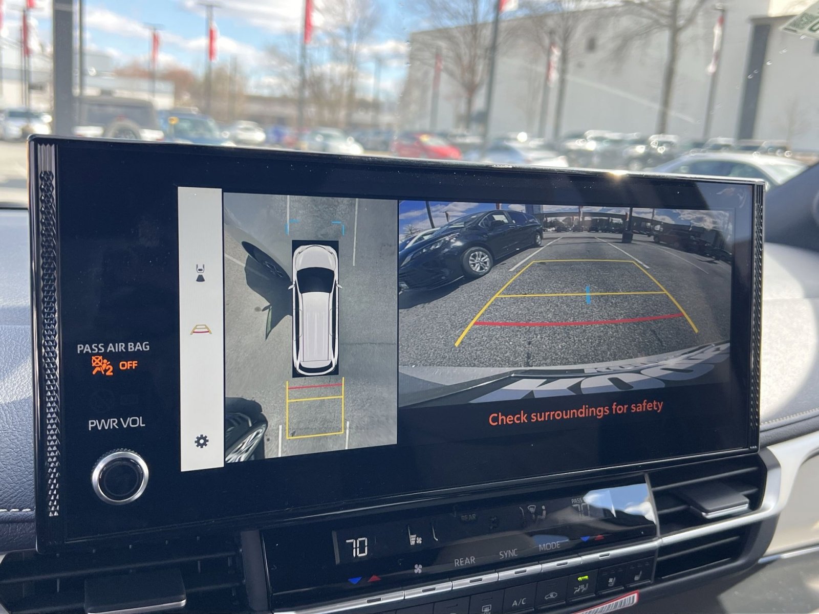 New 2026 Toyota Sienna Platinum image 14