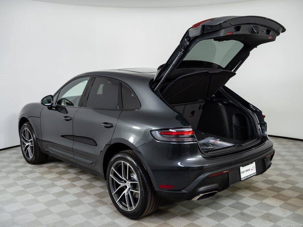 New 2026 Porsche Macan AWD/4WD image 33
