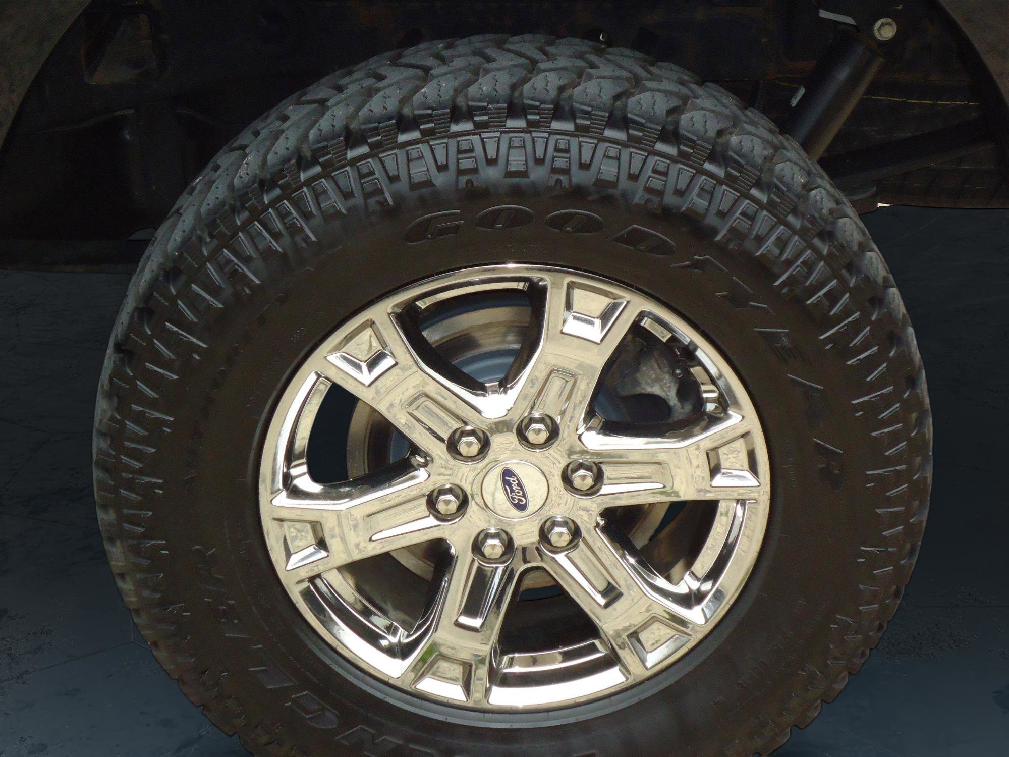 Used 2022 Ford F150 XLT w/ Equipment Group 302A High AWD/4WD image 6