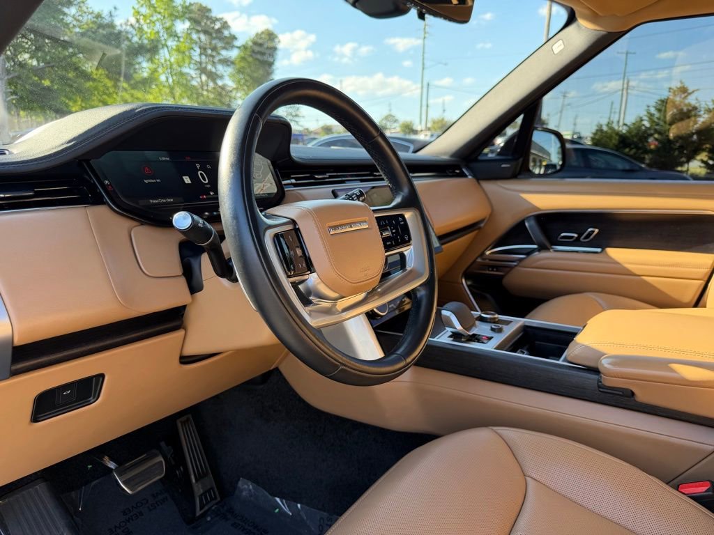 Used 2023 Land Rover Range Rover SE AWD/4WD image 9