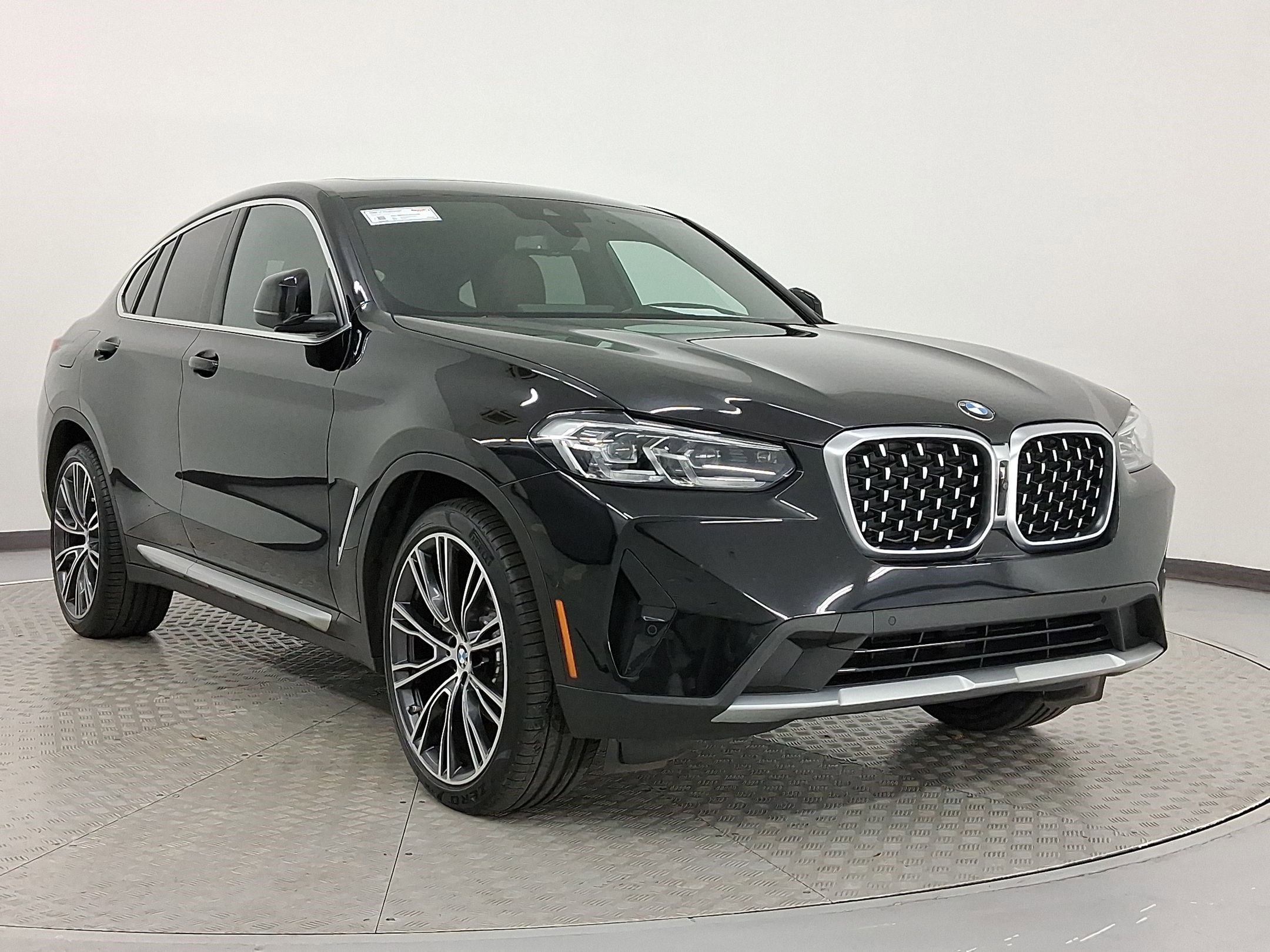 Used 2022 BMW X4 xDrive30i w/ Parking Assistance Package image 7