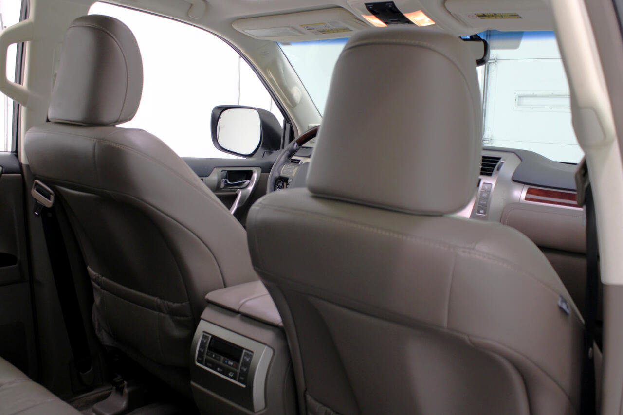Used 2016 Lexus GX 460 Premium image 43