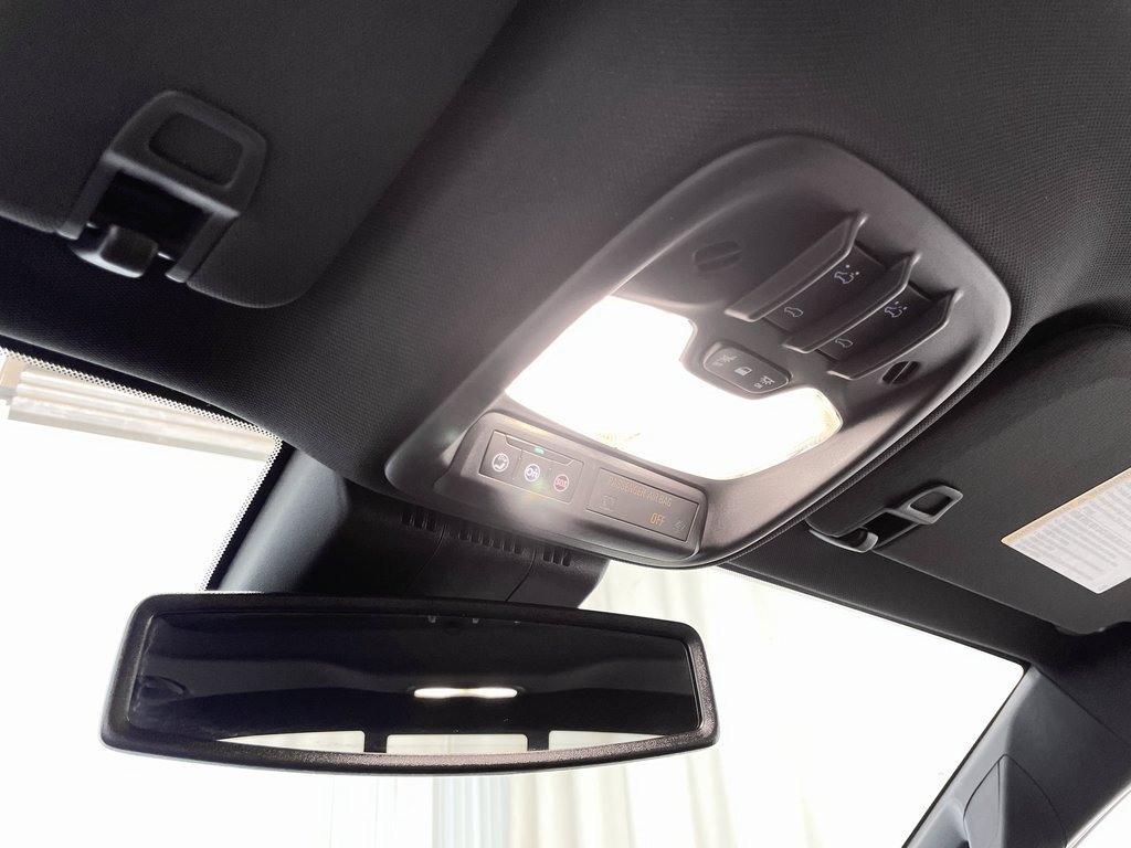 Used 2025 GMC Canyon Denali image 34