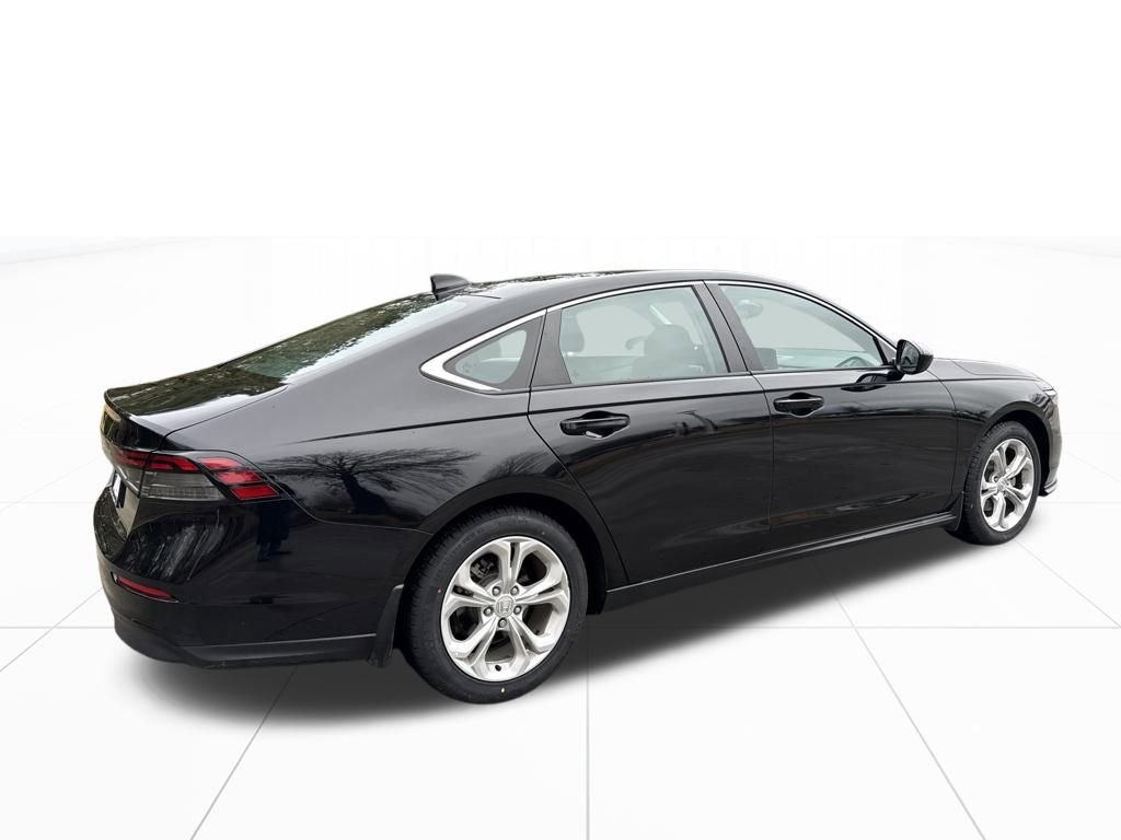 Certified 2023 Honda Accord LX image 9