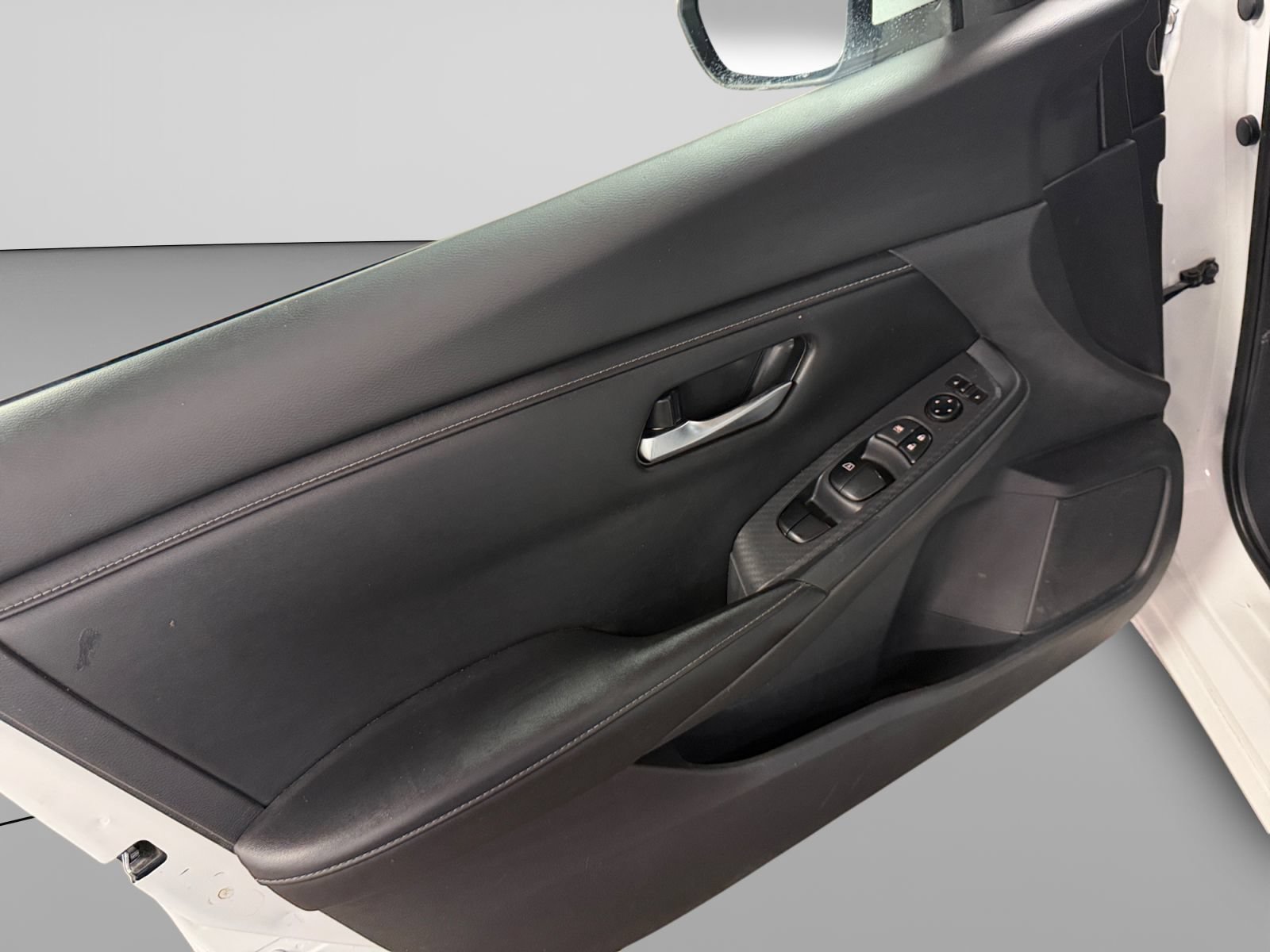 Used 2021 Nissan Sentra SV FWD image 14