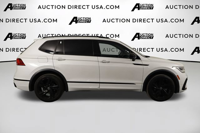 Used 2023 Volkswagen Tiguan SE R-Line FWD image 41