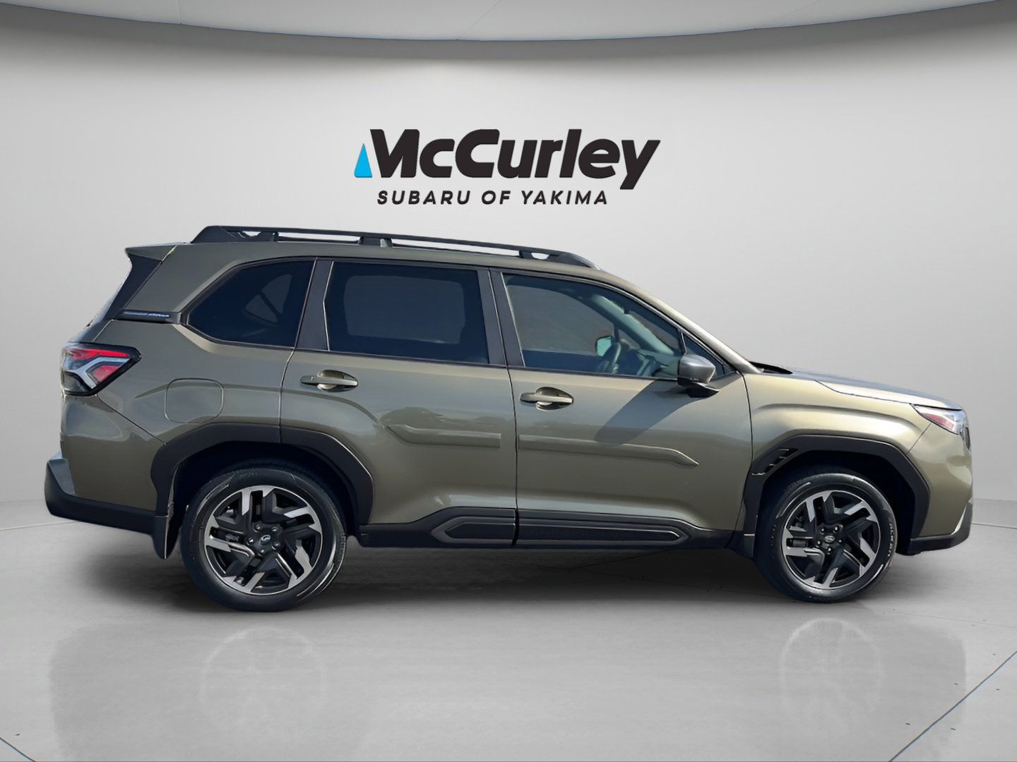 Certified 2025 Subaru Forester Limited image 7