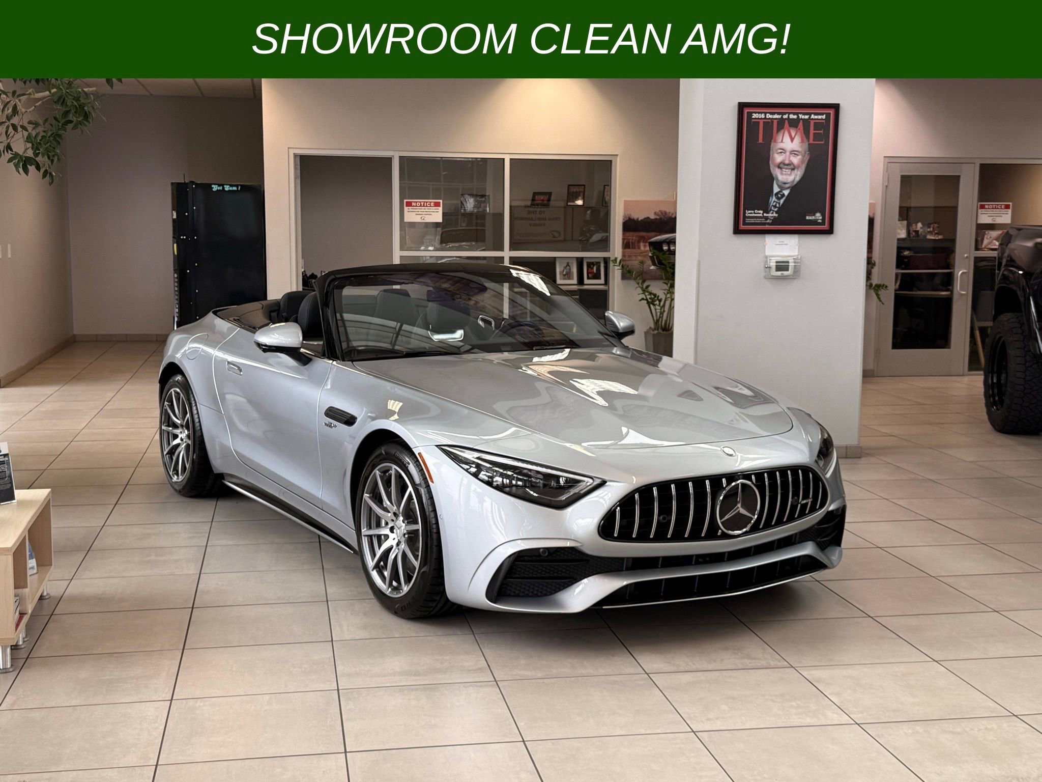 Used 2023 Mercedes-Benz SL 43 AMG w/ Driver Assistance Package image 1
