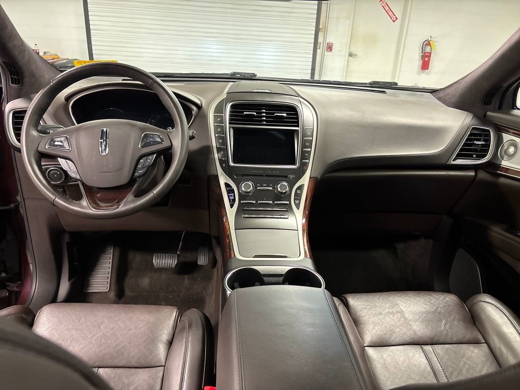 Used 2018 Lincoln MKX Black Label w/ Driver Assistance Package image 29