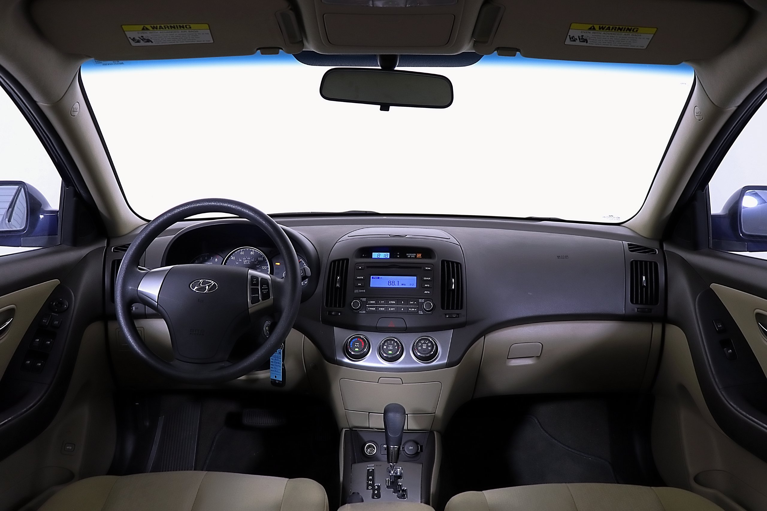 Used 2010 Hyundai Elantra GLS FWD image 13