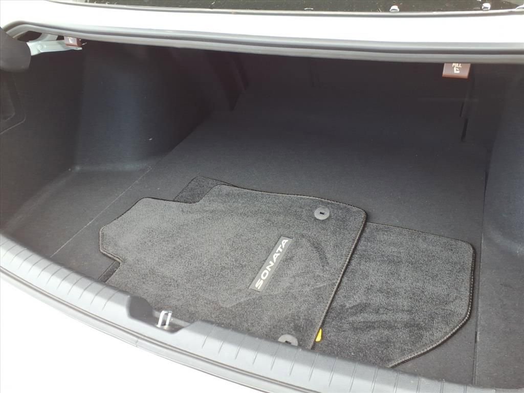 Used 2022 Hyundai Sonata Limited image 34