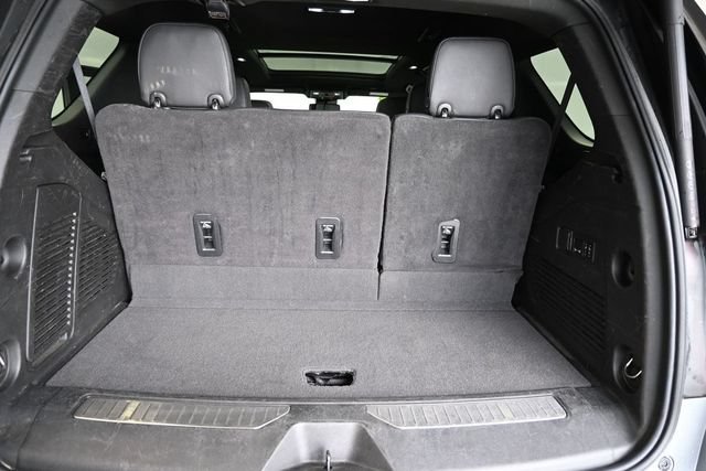 Used 2023 GMC Yukon Denali AWD/4WD image 19