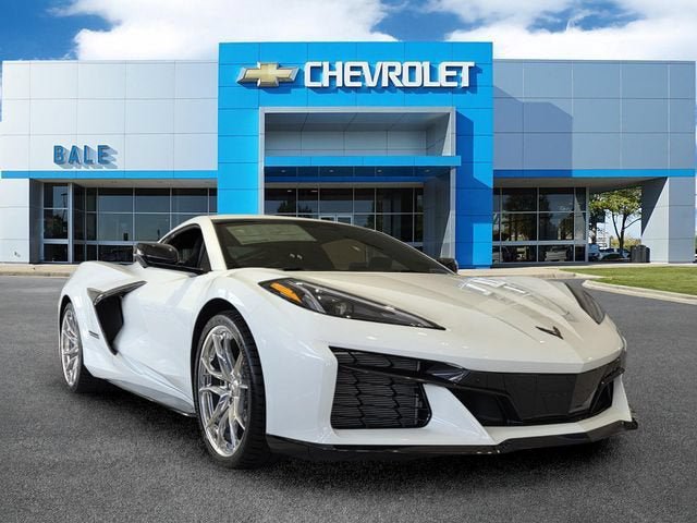 New 2027 Chevrolet Corvette Grand Sport w/ Z52 Sport Performance Package RWD image 1