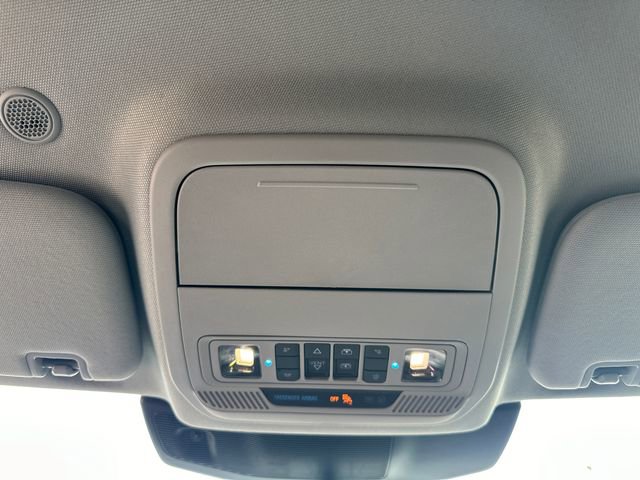 New 2024 Ford Explorer XLT w/ Equipment Group 202A image 36