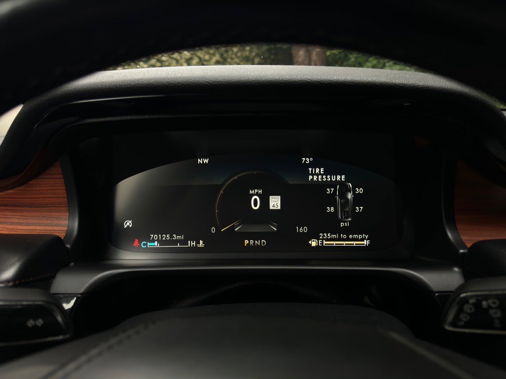 Used 2020 Lincoln Aviator Reserve w/ Equipment Group 201A image 12