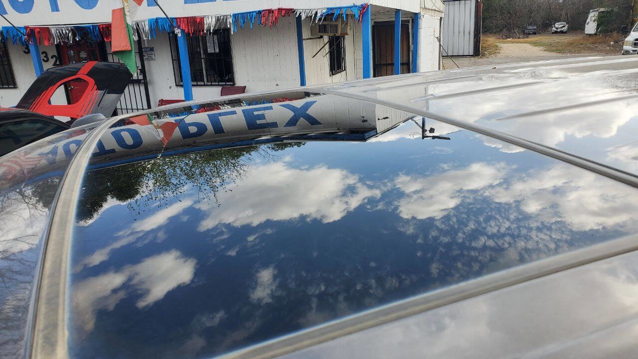 Used 2014 Ford F150 FX4 w/ Equipment Group 402A Luxury image 16