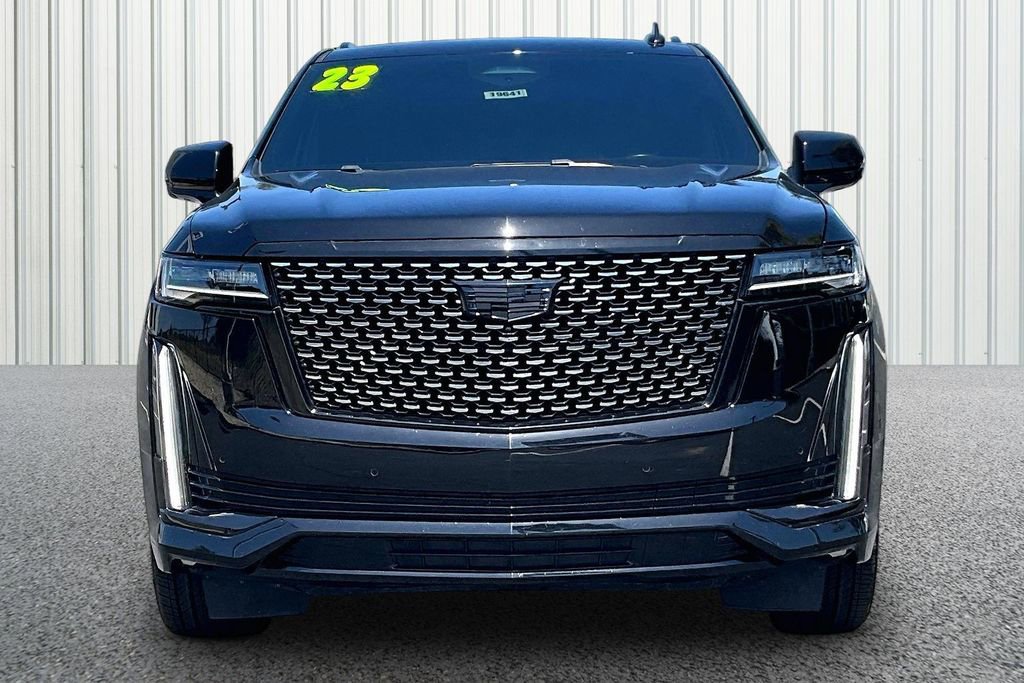 Used 2023 Cadillac Escalade Premium Luxury w/ Performance Package AWD/4WD image 22