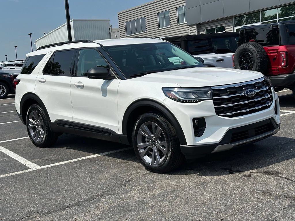 New 2026 Ford Explorer Active w/ Active Comfort Package AWD/4WD image 30