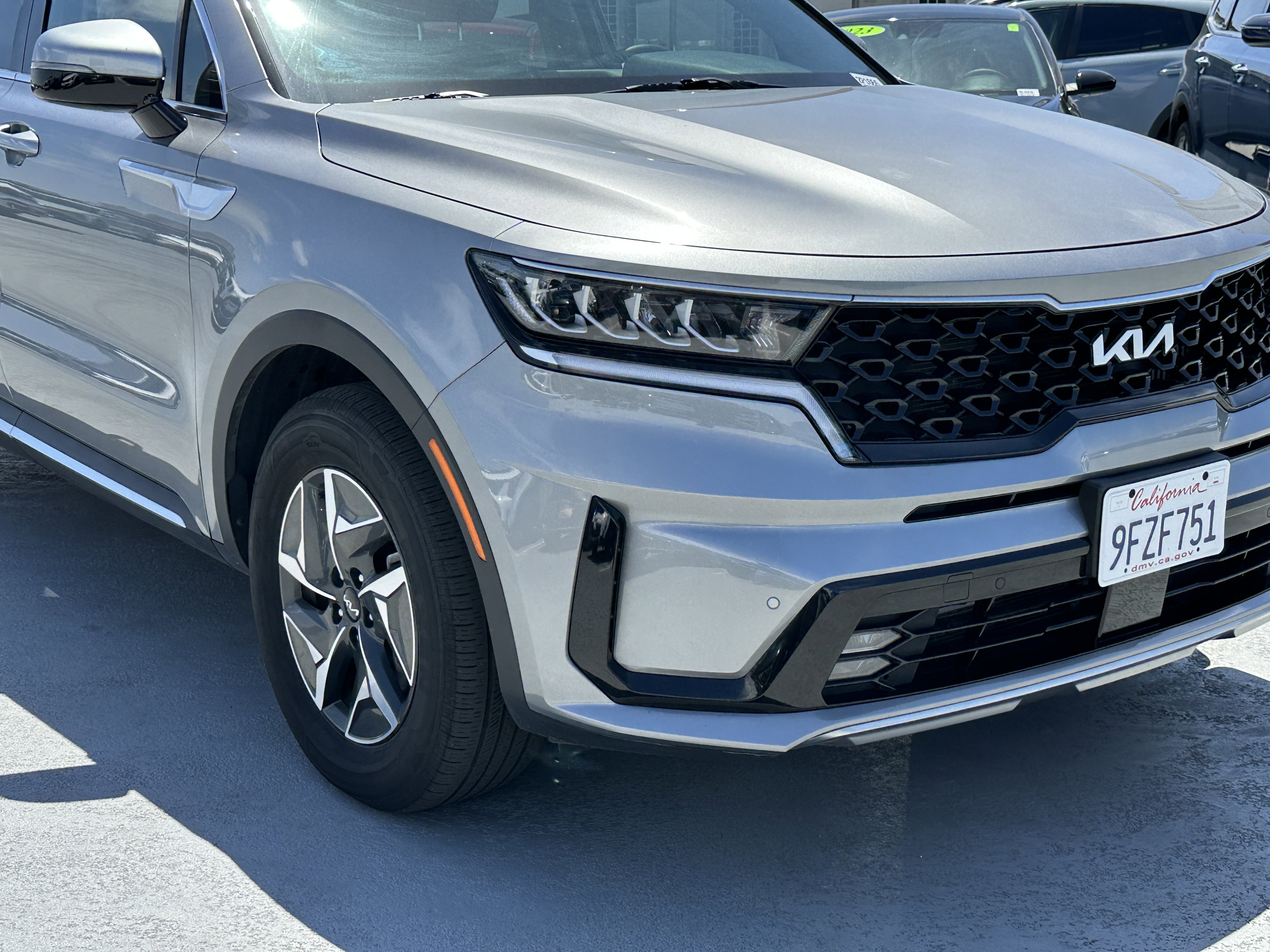 Certified 2023 Kia Sorento EX image 11