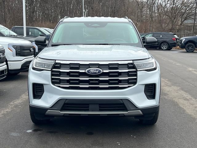 New 2026 Ford Explorer Active image 2