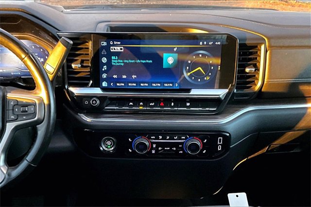 Used 2023 Chevrolet Silverado 1500 LT image 16