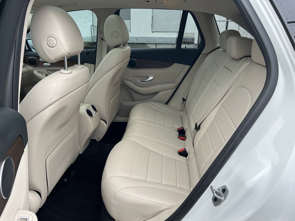 Used 2022 Mercedes-Benz GLC 300 GLC 300 image 12