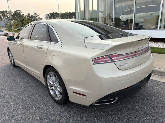 Used 2016 Lincoln MKZ w/ Equipment Group 200A Select FWD image 3