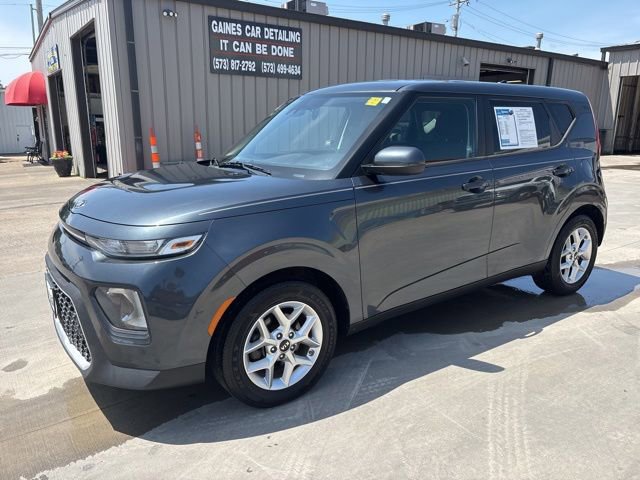 Used 2020 Kia Soul S FWD image 3