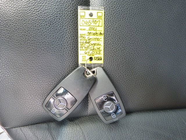 Used 2021 Mercedes-Benz Sprinter 1500 w/ Driver Convenience Package image 43