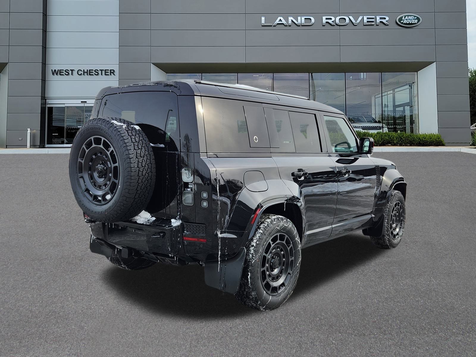 New 2026 Land Rover Defender 110 OCTA image 4